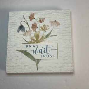 Sincere Surroundings ‘Pray Wait Trust’ Wooden Sign